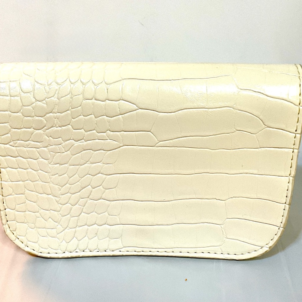 Faux Crocodile Embossed Off-White Mini Clutch